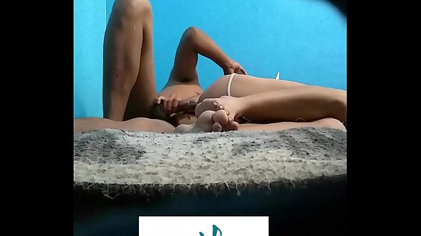 My alba&ntilde_il comes to fuck me all night