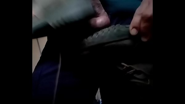 Ball game with boots 4