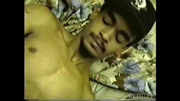 Gay nephew sucking his uncle's dick - www.arquivogls.com